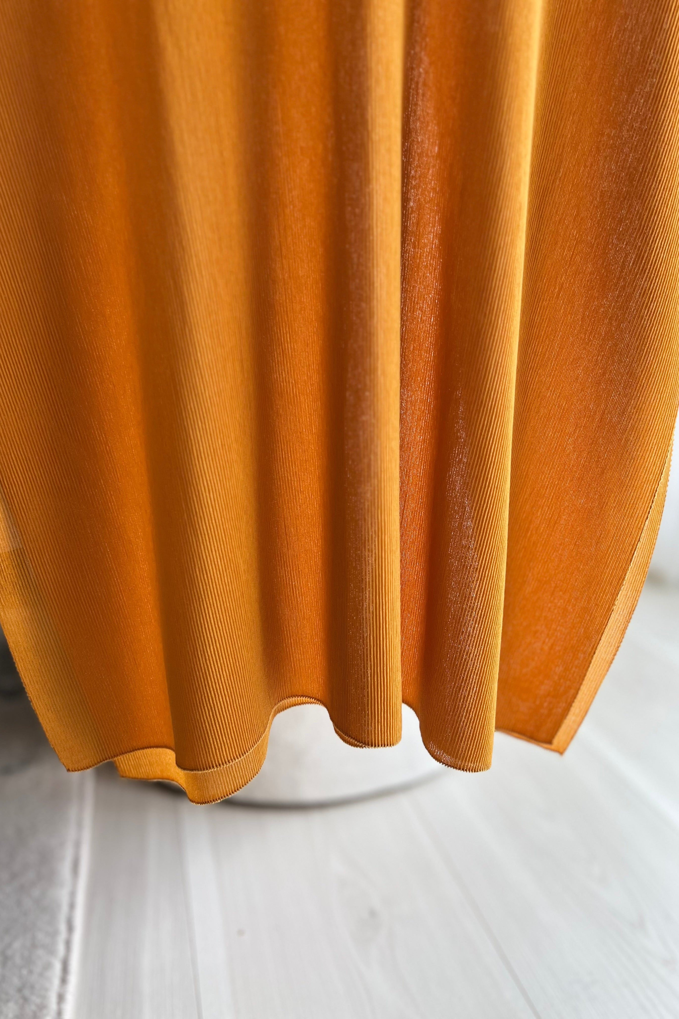 Pretty Pleats - Tangerine